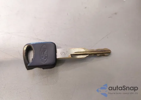 2002 Ford F-250 Lariat/Xl/Xlt from USA, damaged, VIN 1FTNW21F12EA16832